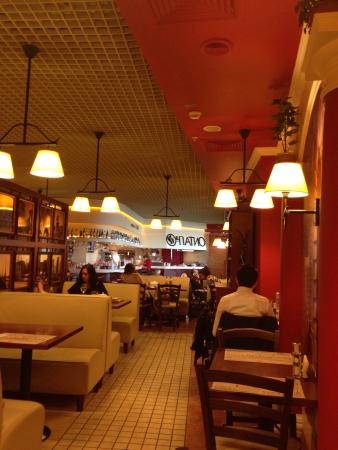 Росинтер ресторантс. Иль патио шереметьево терминал с. Кофейня аэропорт шереметьево. Иль патио шереметьево терминал с. Патио шереметьево.